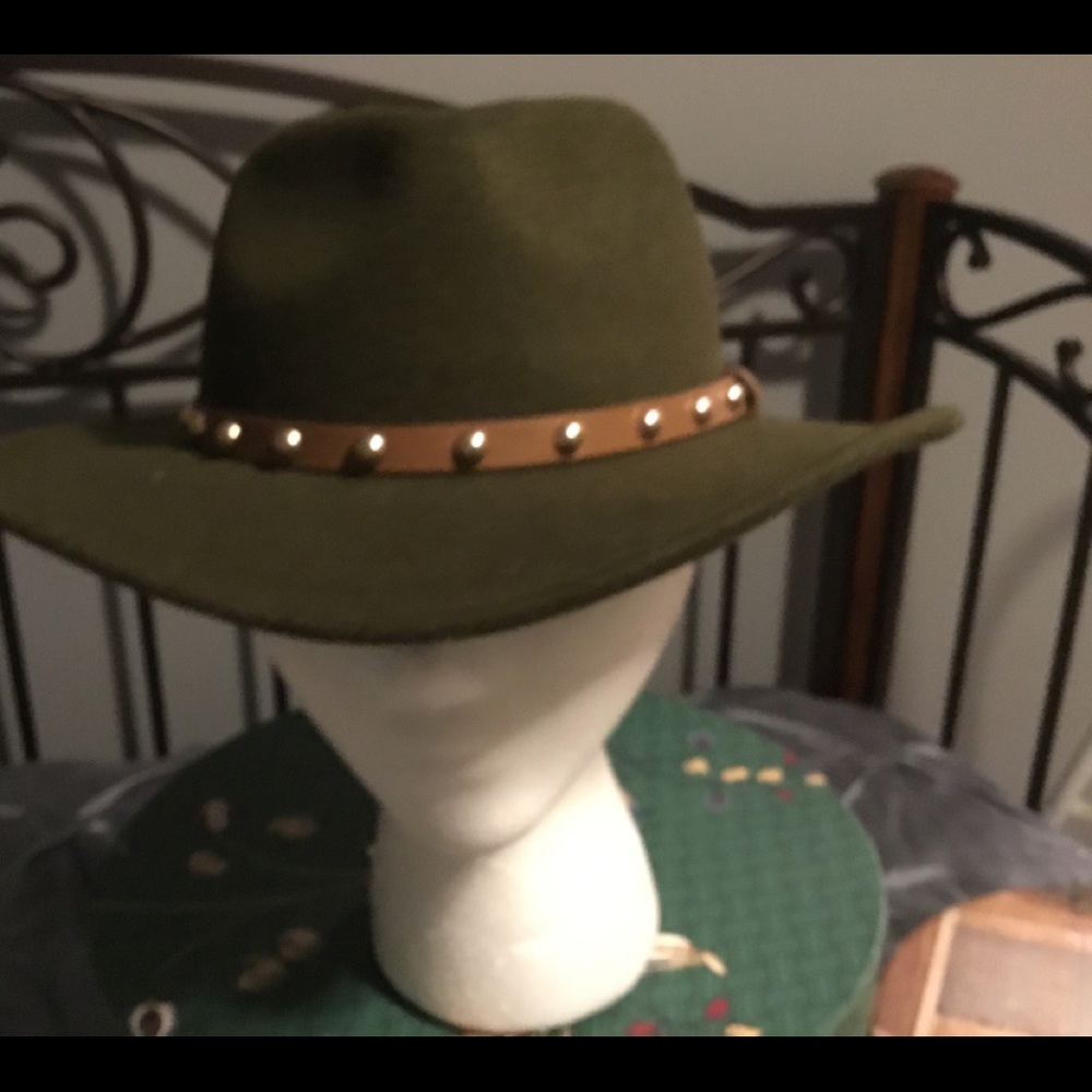 No Boundaries Fedora Green Adjustable Hat - Picture 6 of 15